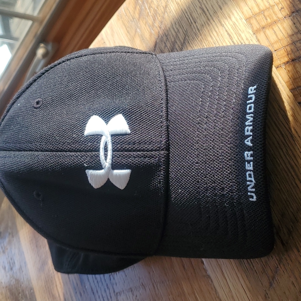 Under Armour Mens UA Stretch Fit Cap Athletic Flex Hat.  Size Large